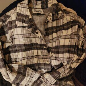 AE Oversized Long-Sleeve Plaid Button-Up Shirt